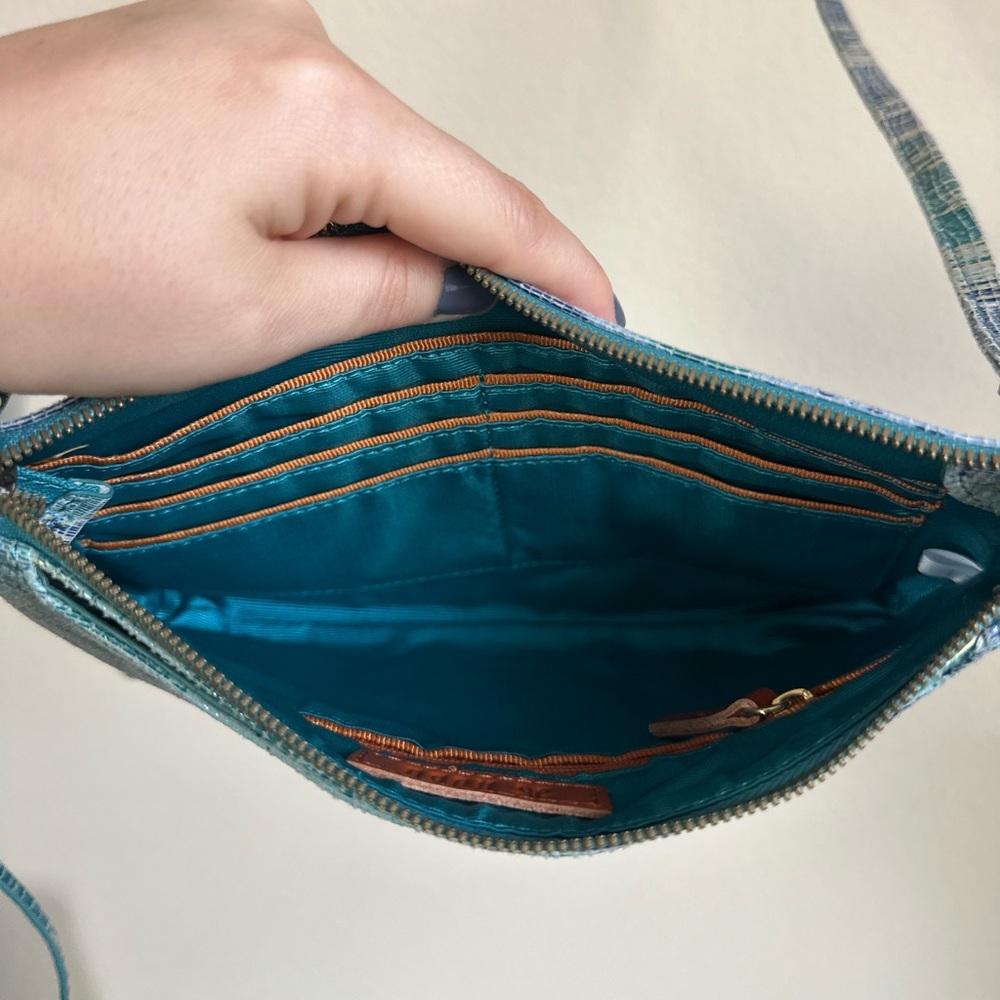 Hobo Darcy Cracked Glass Leather Crossbody - Picture 8 of 14